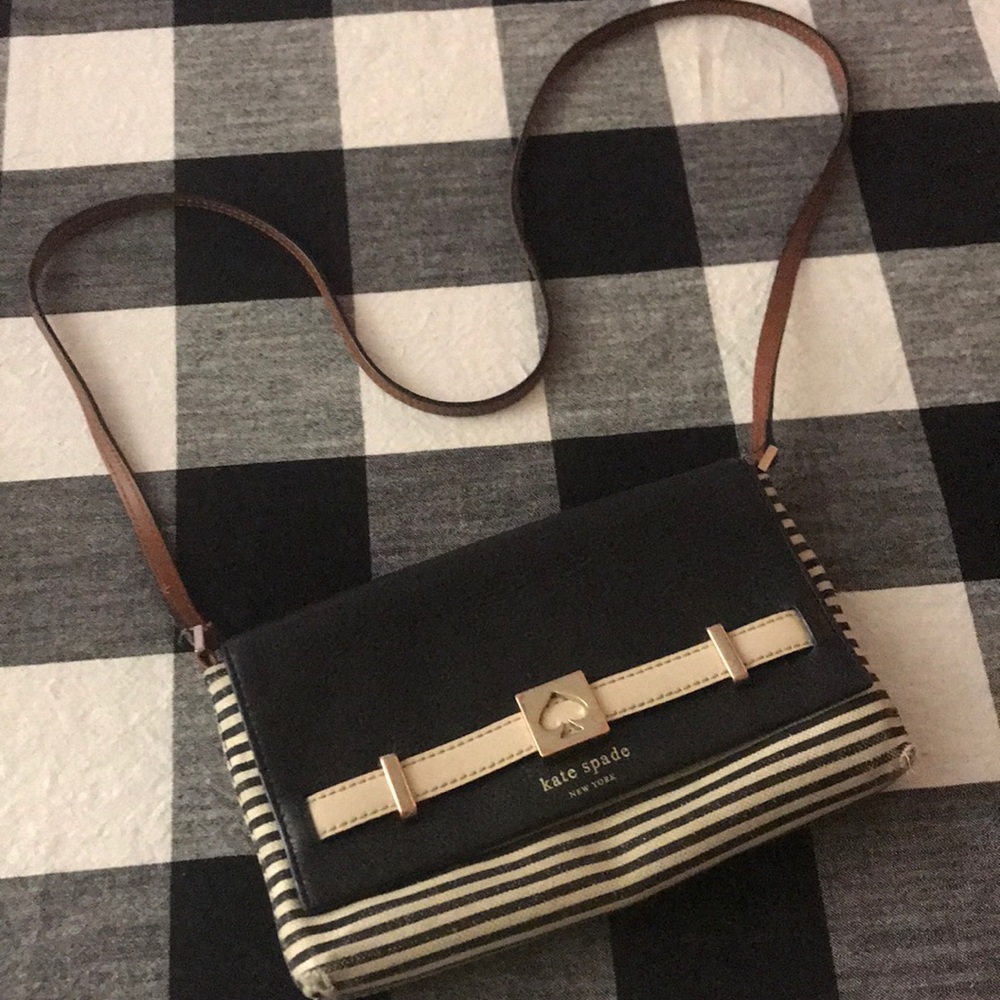 ♥️VERY well loved Kate Spade crossbody ♥️